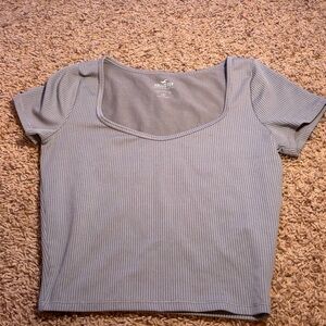 Hollister Women's Ribbed Short Sleeve Top in Light Gray-Blue